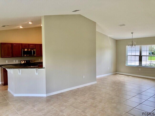 Foto del edificio - 12 Flat Rock Ln