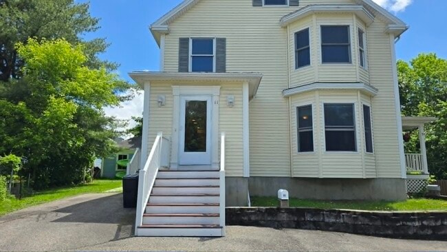Building Photo - 11 Horne St