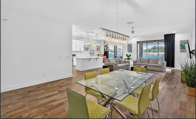 Foto del edificio - 743 129th St NE