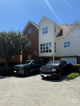 Building Photo - 2531 Pleasure House Rd