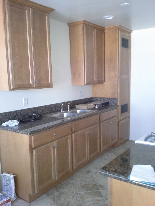 Foto principal - 16652 Crenshaw Blvd