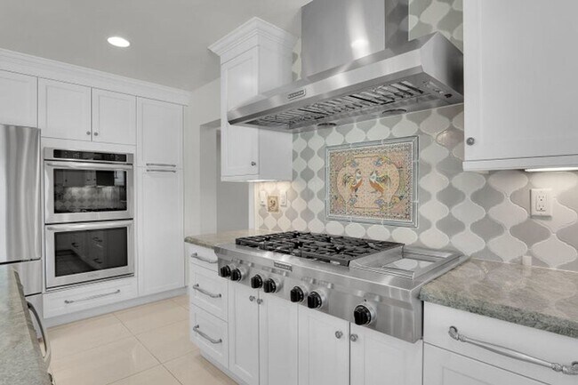 Foto del edificio - 8631 Steeplechase Dr