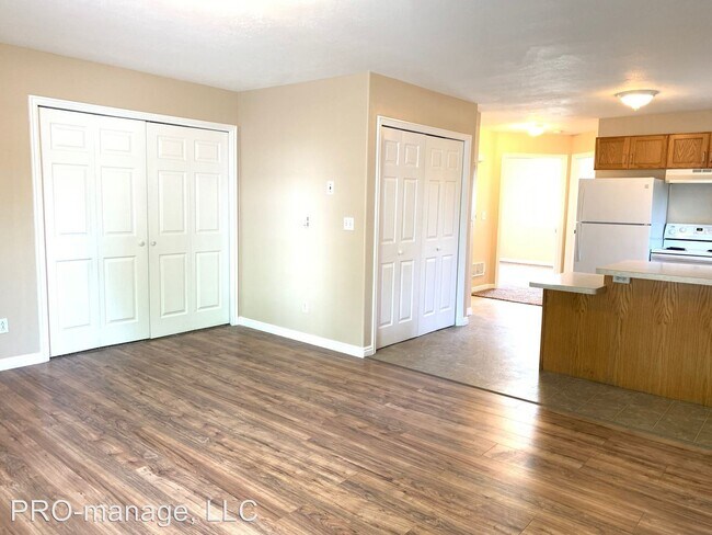 Building Photo - 610 Linden Dr