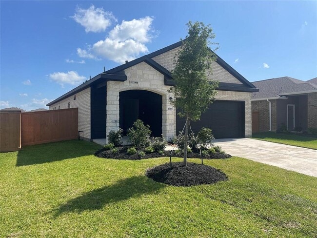 Building Photo - 1310 Ponderosa Pne Dr
