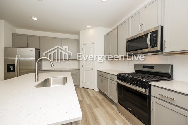 Foto del edificio - 806 Averitt Ln