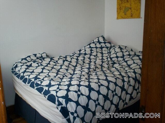 Foto del edificio - 849 Beacon St