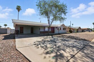 Building Photo - 429 N Saguaro