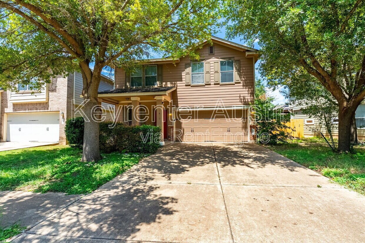 Primary Photo - 1610 Yoakum St
