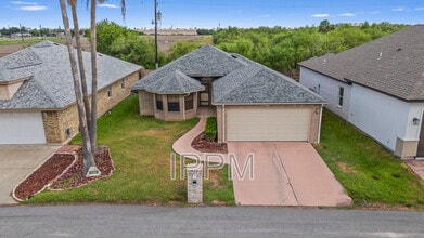 Building Photo - 138 Willow Cir