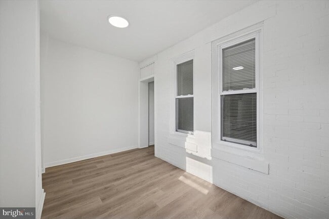 Building Photo - 183 W Logan St