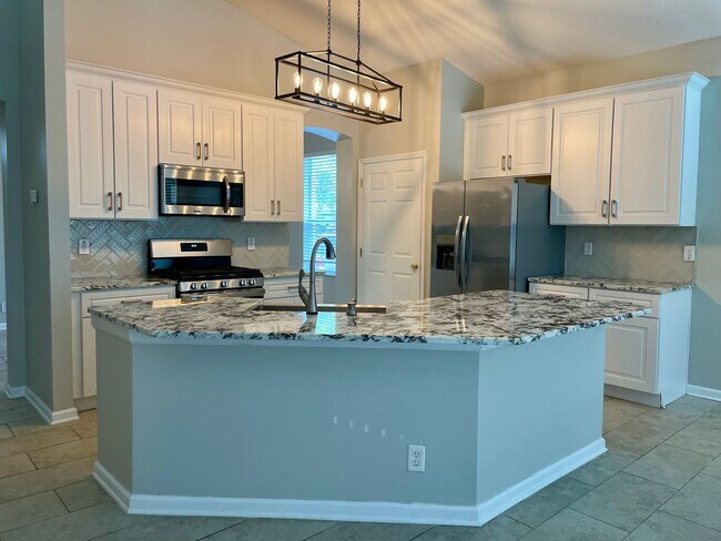 Foto del edificio - Beautiful Spacious Home in Deland