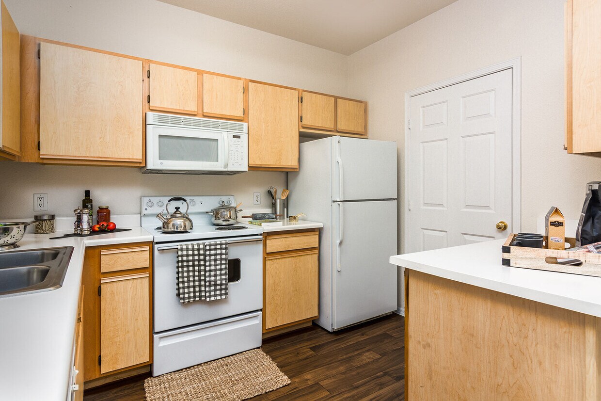 IMT Riverview 711 N Evergreen Rd Mesa, AZ