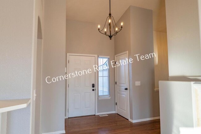 Building Photo - 4535 Star Ridge Dr