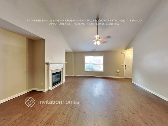 Building Photo - 3816 Pine Village Pl