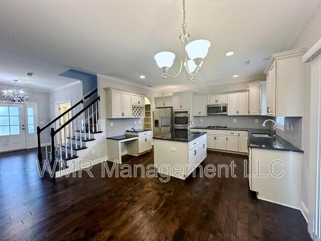 Building Photo - 3104 Eaglecrest Ln