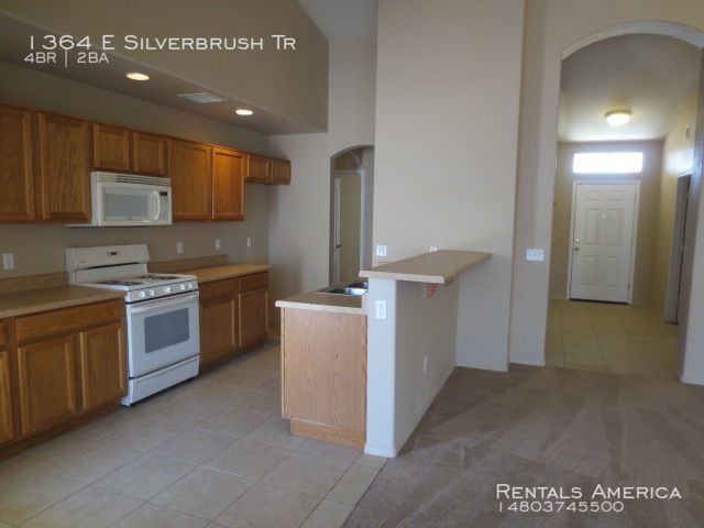 Building Photo - 1364 E SILVERBRUSH