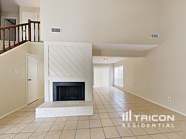 Foto del edificio - 16506 Quail Dale Dr