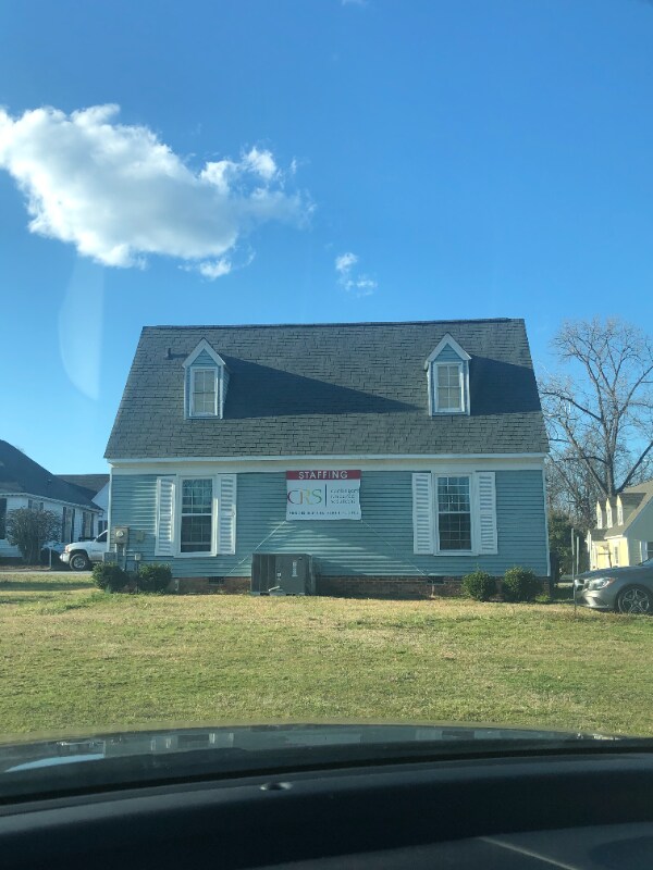Foto del edificio - 4 Laurensville Ln