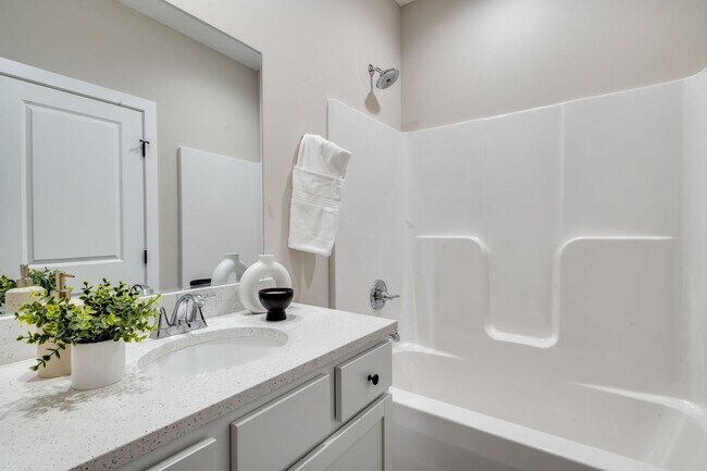 Foto del edificio - 1761 E Watervale Ct