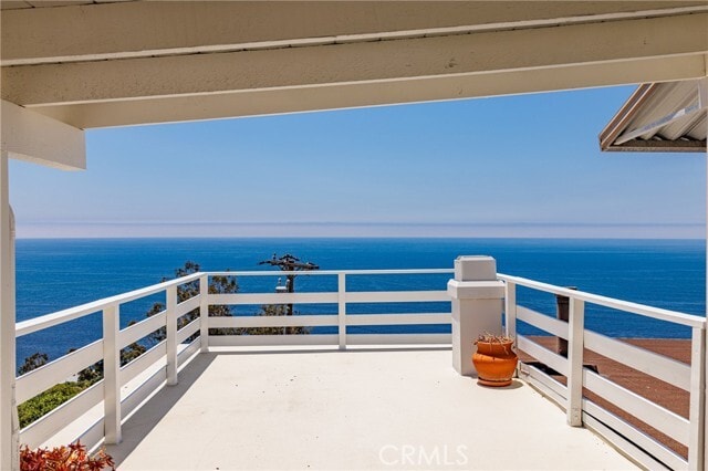 Foto del edificio - 2260 Crestview Dr