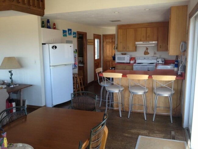 Foto del edificio - 4 bedroom in Block Island RI 02807