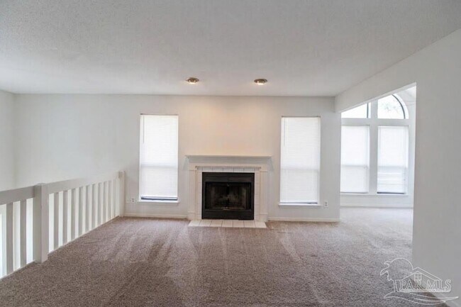 Foto del edificio - 7171 N 9th Ave