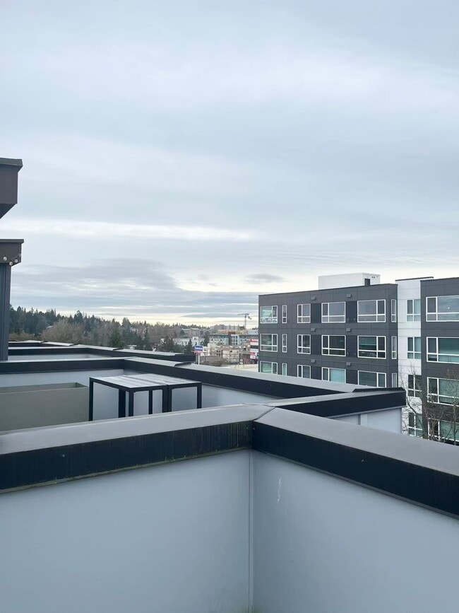 Foto del edificio - 11208 Pinehurst Way NE