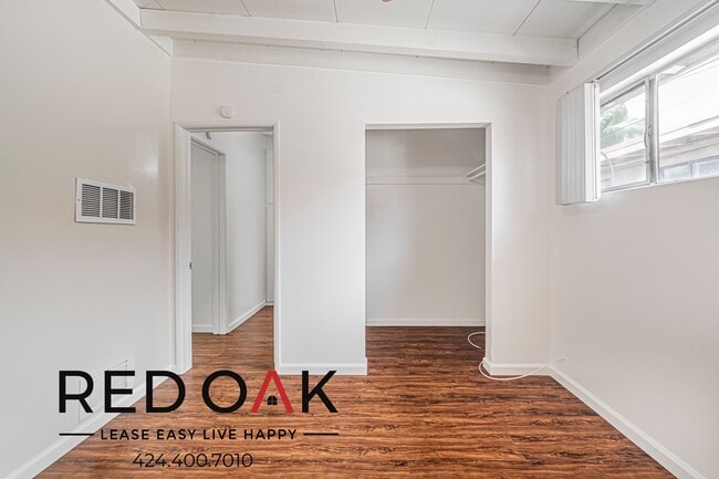 Building Photo - 12032 Elmcroft Ave