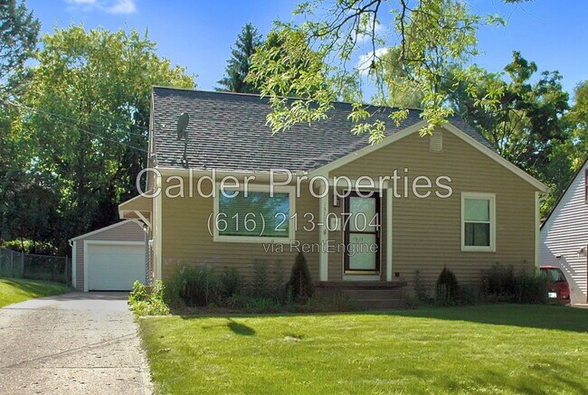 Foto del edificio - 1317 Herrick Ave NE