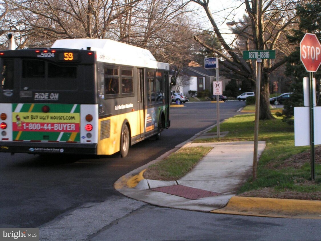 18622 Walkers Choice Rd Unit 6, Montgomery Village, MD 20886 Condo