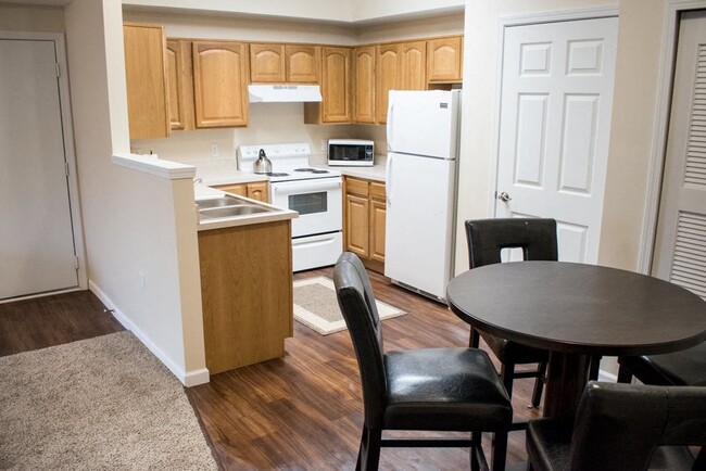 Spacious, Eat-In Kitchens - Redwood Akron