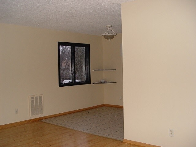 Foto del edificio - 1521 McAfee Street