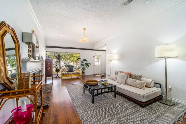 Building Photo - 13231 Harpers Bridge Dr