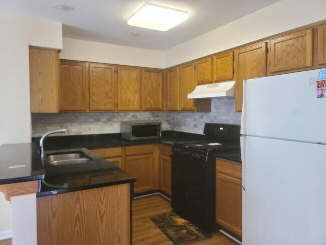 Foto del edificio - 1369 Orleans Dr