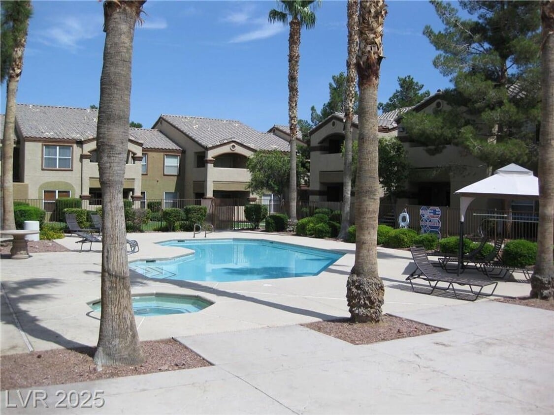 Primary Photo - Beautiful SW condo close to the Las Vegas ...