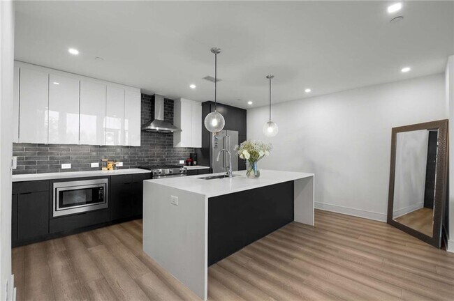 Foto del edificio - 788 West Marietta St NW
