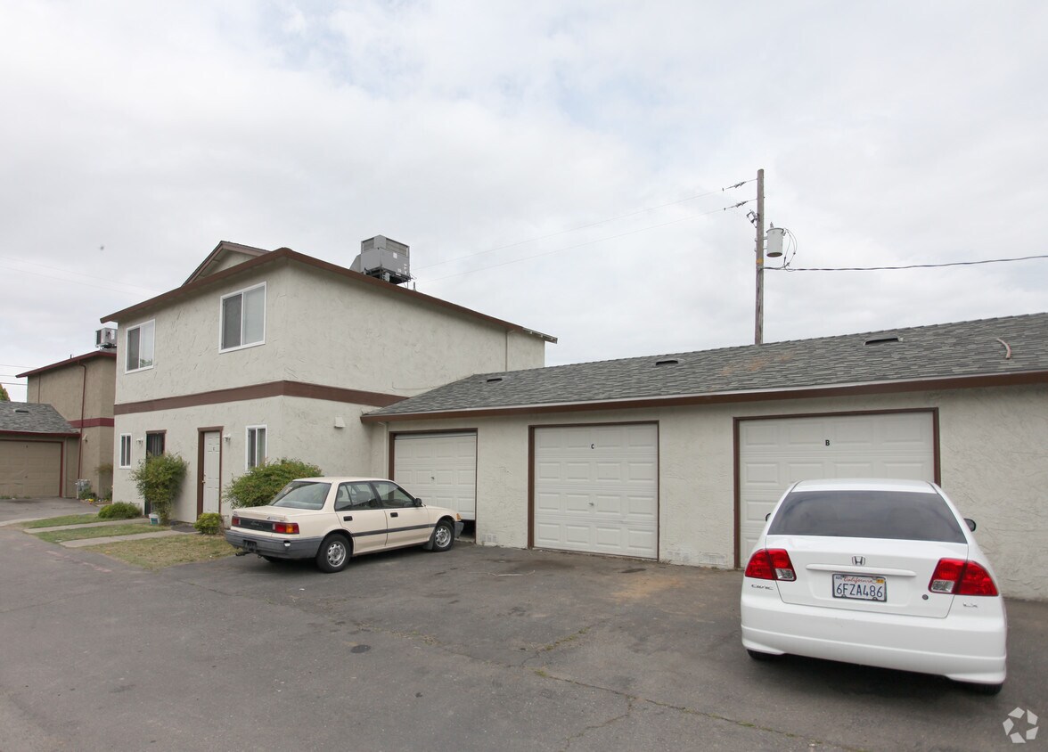 Building Photo - 3557 Merced Ave