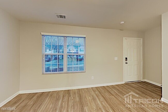 Building Photo - 4717 Brewer Dr