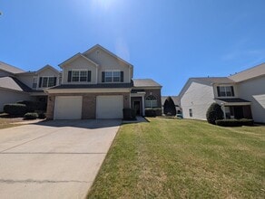 Building Photo - 12304 Stratfield Pl Cir