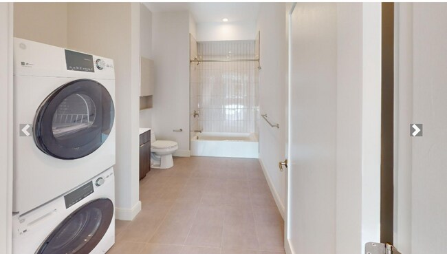 Building Photo - 959 Dorchester Ave