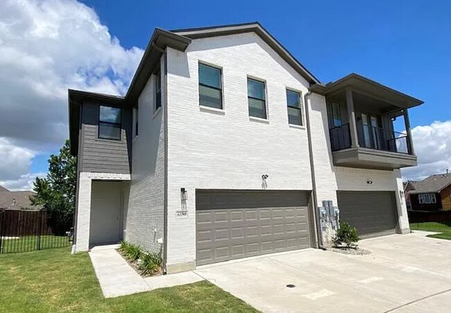 Building Photo - 6330 Oakbend Cir
