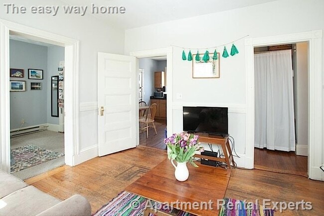 Photo - 3 Kinnaird St Apartment