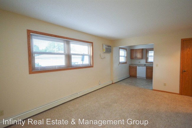 Foto del edificio - 3828 18th Ave NW
