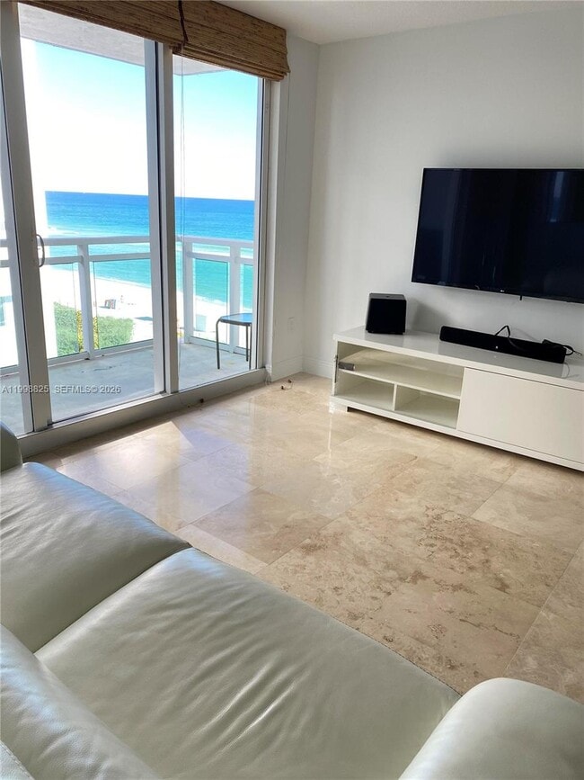 Building Photo - 6917 Collins Ave