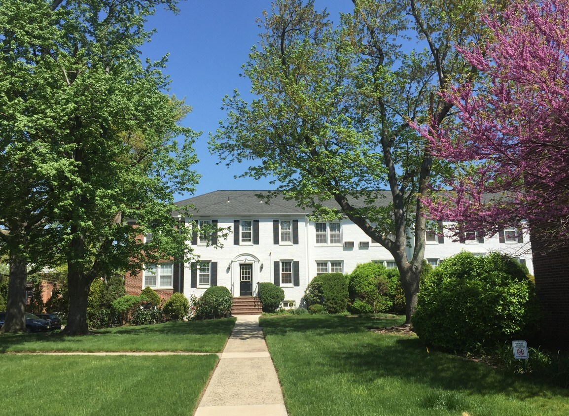 101 Gates Ave, Montclair, NJ 07042 Condo for Rent in Montclair, NJ