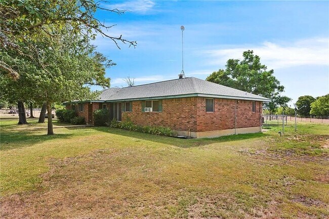 Building Photo - 5180 FM972