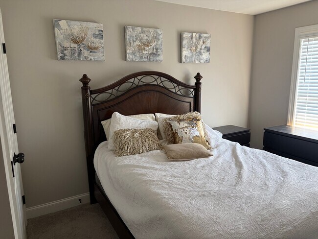 Foto del edificio - 669 Winding Oak Way