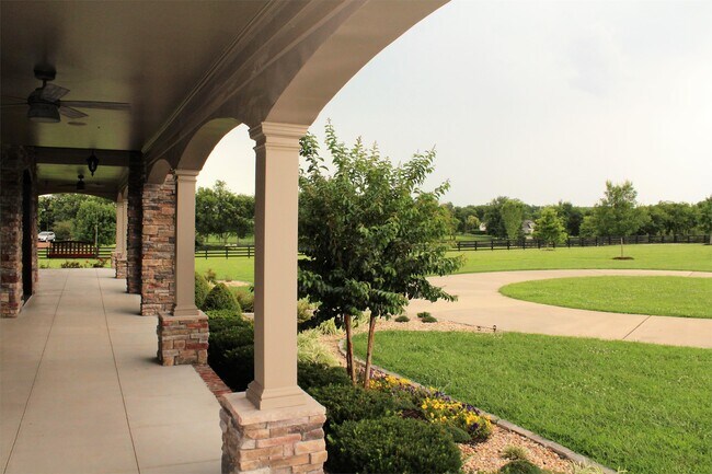 Building Photo - 3220 Baker Ln