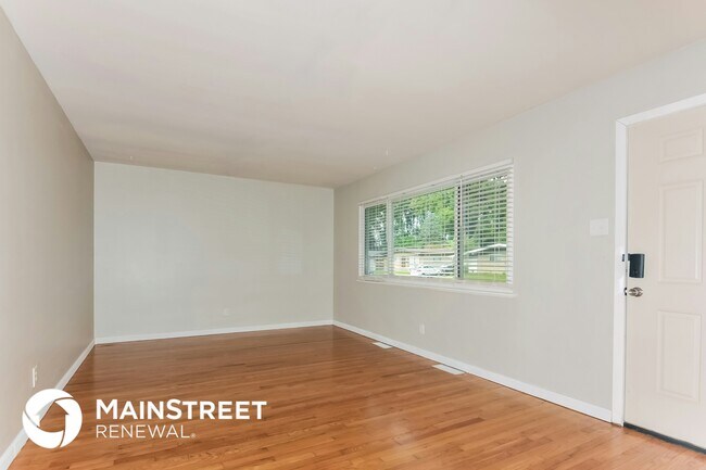 Building Photo - 330 Moule Dr