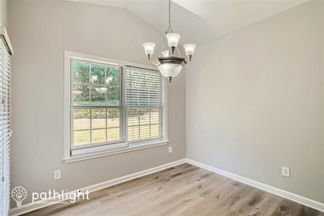 Building Photo - 435 Beckenham Walk Dr